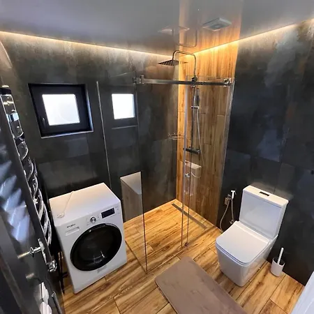 Pro100 House Volosyanka (Lviv)